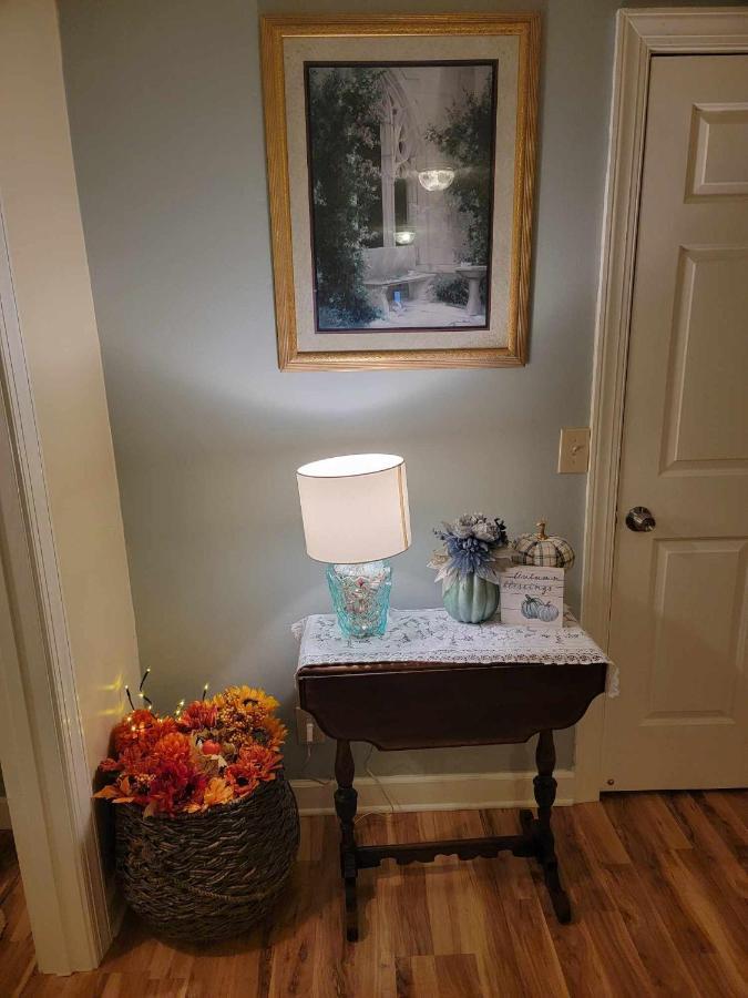 Floyd Moonlight Manor Bed & Breakfast المظهر الخارجي الصورة