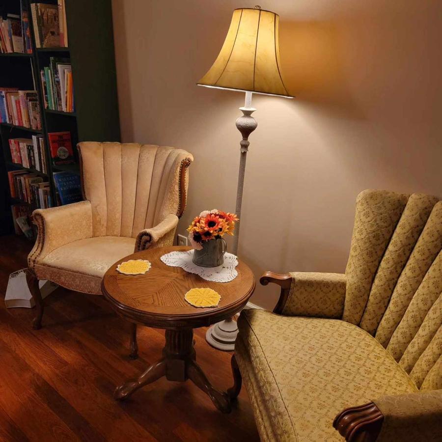 Floyd Moonlight Manor Bed & Breakfast المظهر الخارجي الصورة